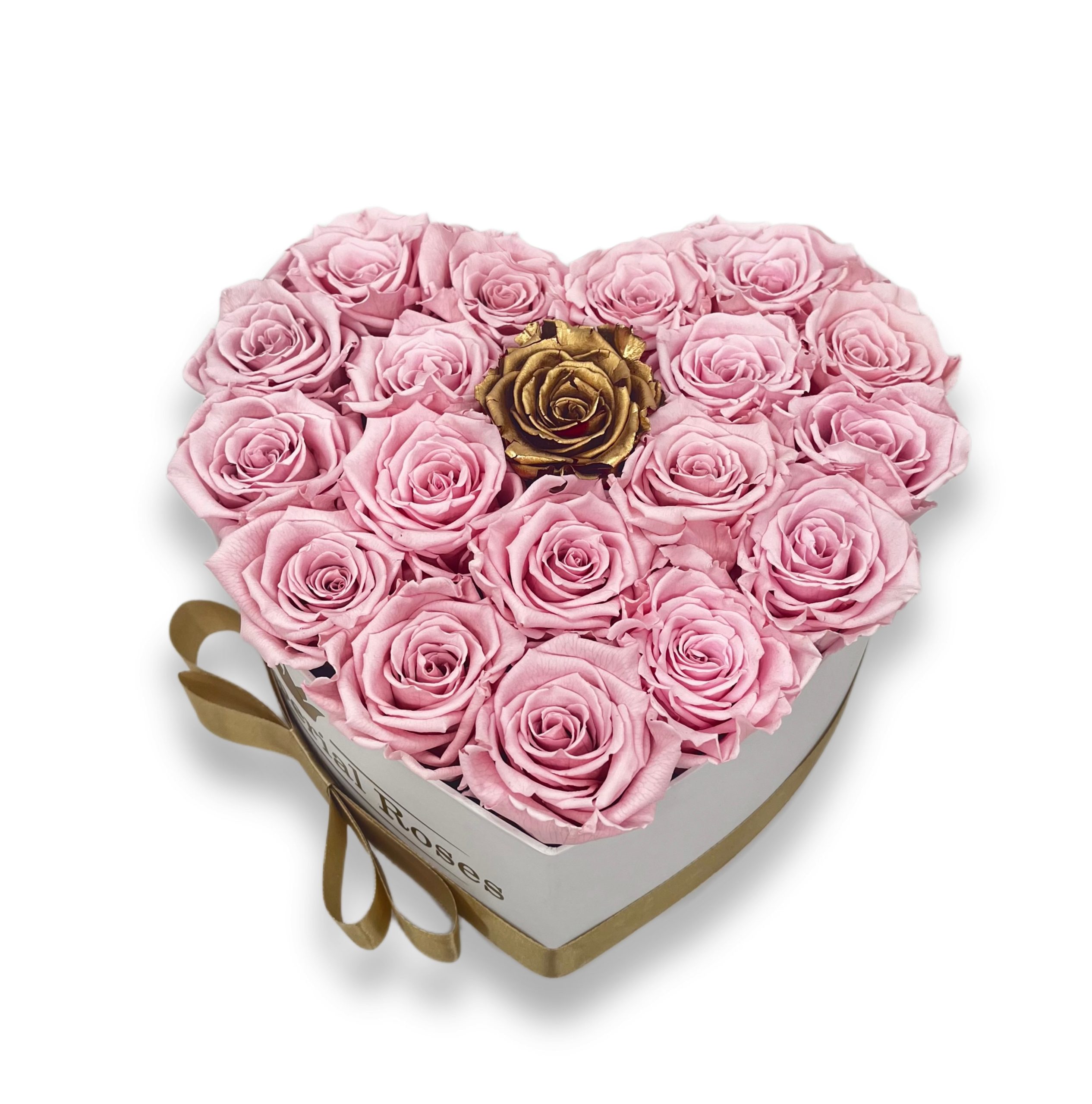 Box v tvare srdca s ružovými trvácnymi ružami